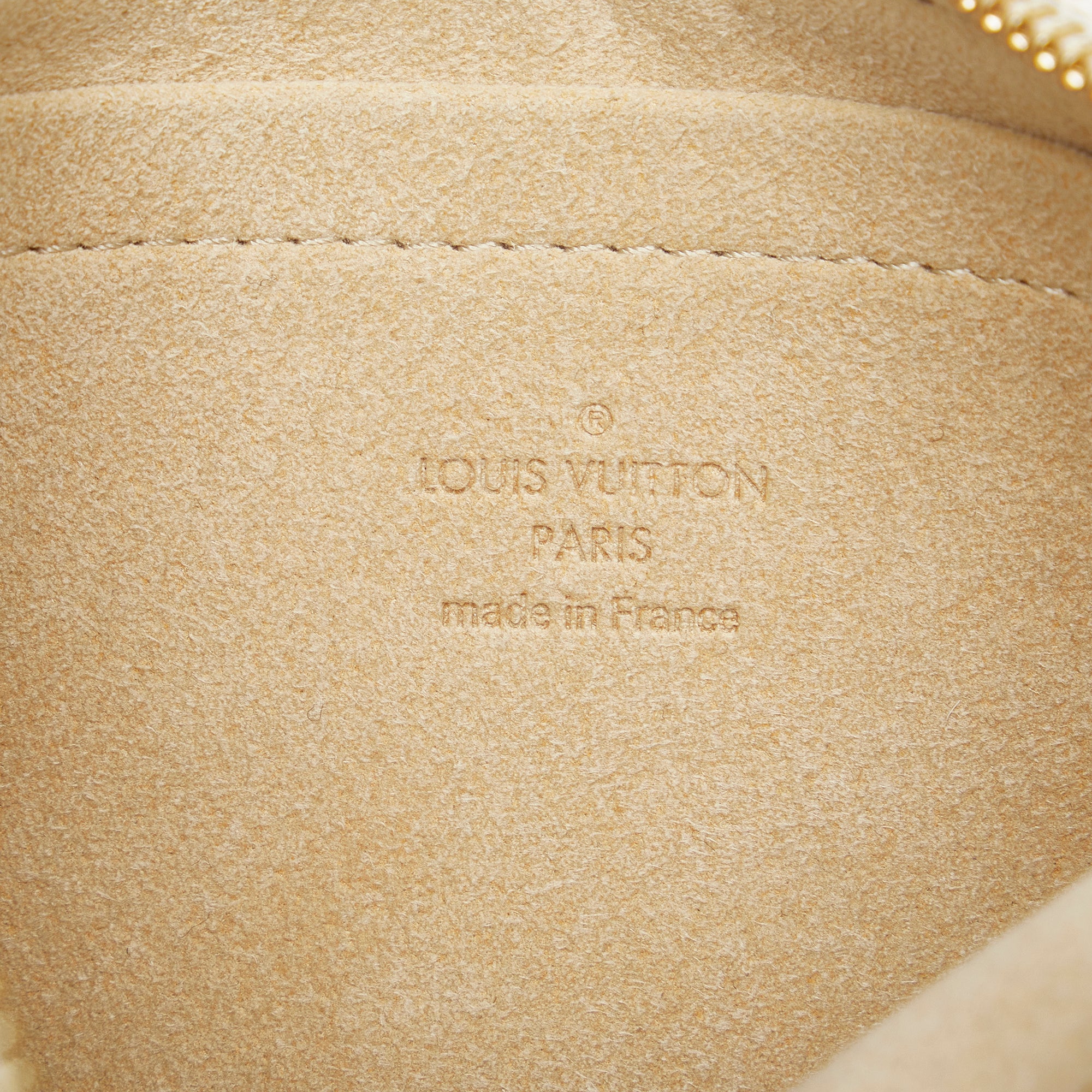 Louis Vuitton Damier Azur Milla Trunks Labels Pochette MM - White