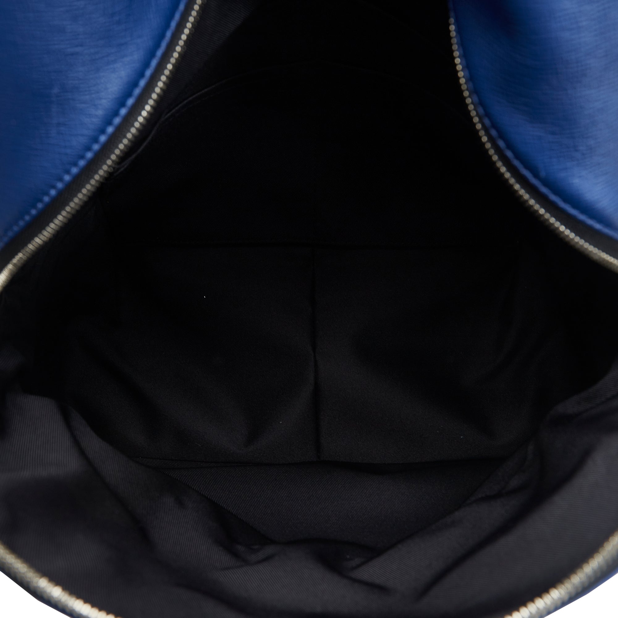 Blue Louis Vuitton Articles de Voyage Taiga Discovery Backpack PM –  Designer Revival