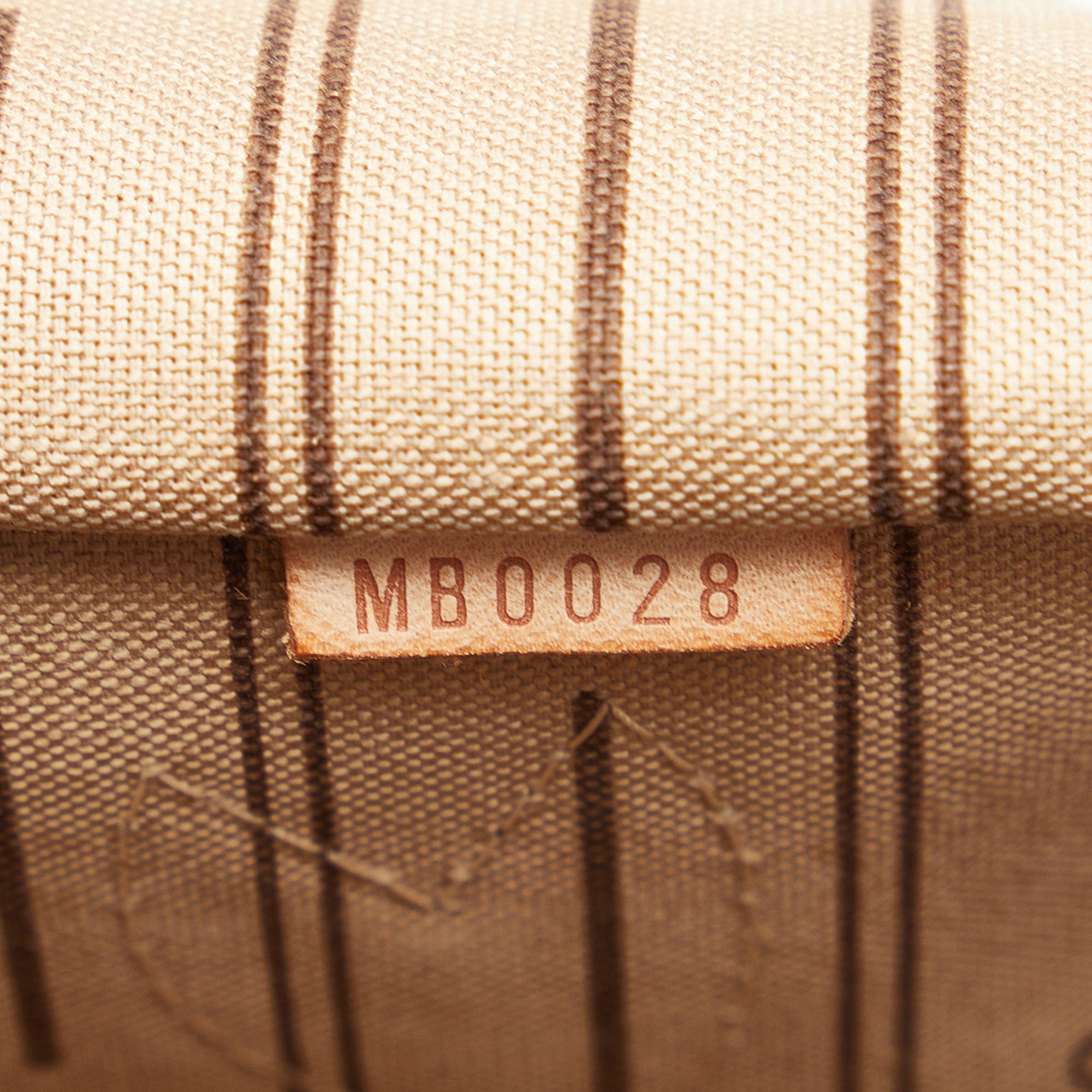 Louis Vuitton Small Monogram Neverfull PM Tote Bag 857192